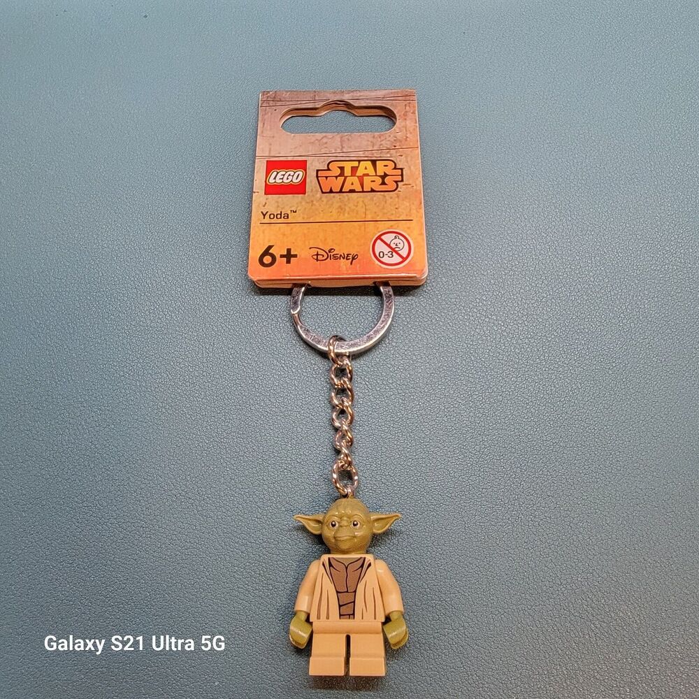 LEGO Star Wars Yoda Keychain #853449